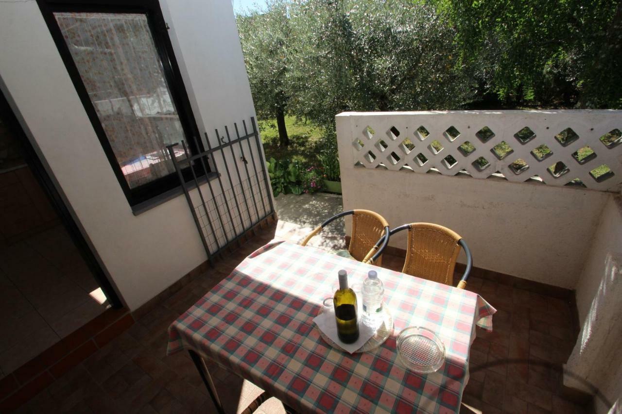 Apartment Sasa Bozac Poreč Exterior foto